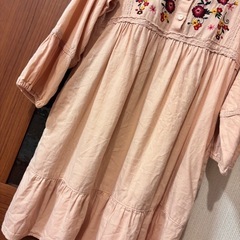 branshes ブランシェス 刺繍ワンピースの画像