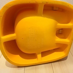 カブリ　ベビー用品　ローチェア　の画像