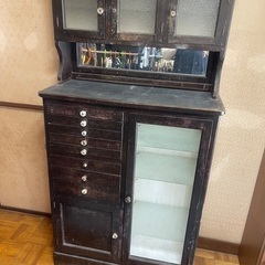 0円ジャンク品/歯医者の薬品棚