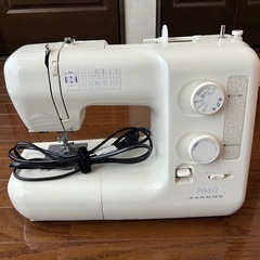 取引中　
JANOMEミシン751型