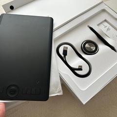 美品】Wacom Intuos Pro Paper Edition (riry) 新浦安の周辺機器 美品】Wacom Intuos Pro Paper Edition (riry) 新浦安の周辺機器