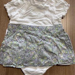 べべ　ロンパース　80センチ
の画像