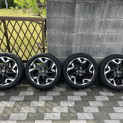 Honda N-BOXカスタム純正ホイール & タイヤ