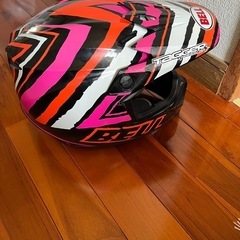 ヘルメットの画像