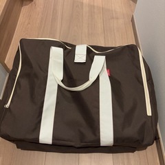 ファルスカ　コンパクトベビーベッド　おでかけ　里帰り　車内　おむつ替え