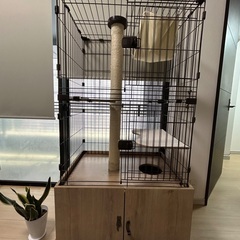 【新品】猫ちゃんグッズ一式お譲りします／ゲ
ージ・トイレ・キャリ...