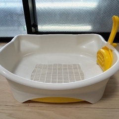 【新品】猫ちゃんグッズ一式お譲りします／ゲ
ージ・トイレ・キャリーバッグなど全部まとめて／直接引き取り希望の画像