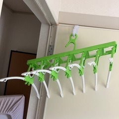 7連ハンガーの画像
