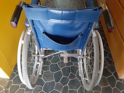 KAWAMURA カワムラサイクルKR-801介助用車椅子NO.70 (とりうみ