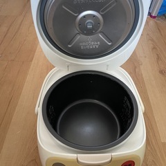 5.5合 象印NS-WA10-WB内釜に小傷有り稼動品(美品、やや難有り)早