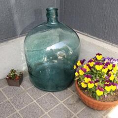 大きいガラス瓶　古いガラス瓶　空瓶　インテリア　オブジェ　昭和レ...