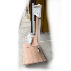 美品 オシャレ　テレビスタンド ハイタイプ キャスター付き ナチュラルオーク 32〜70インチ対応 棚板付き 高さ調節可の画像