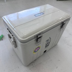 クーラーボックス