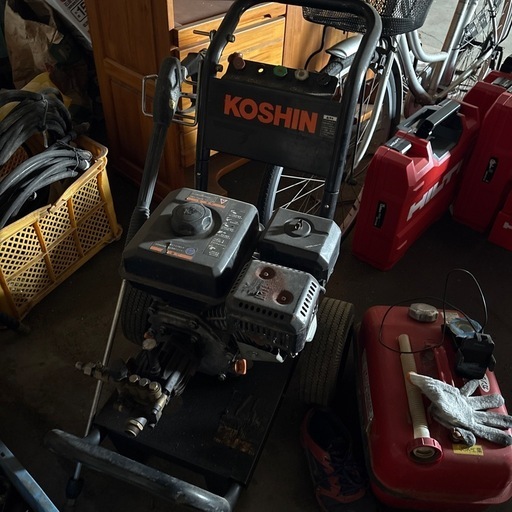 エンジン散水機