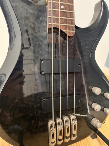 エレキベース Ibanez 4弦BTB ソフトケース、スタンド付き