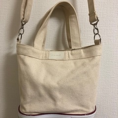 11000円のスニーカー型バッグ＊靴べらストラップ付＊okeru