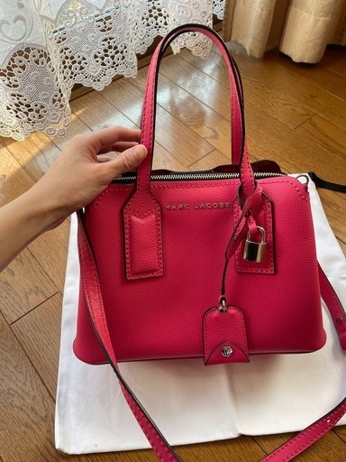 マークジェイコブス　ハンドバッグ