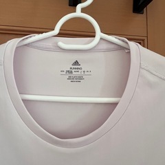 adidas ピンク　ランニングシャツ　Sの画像