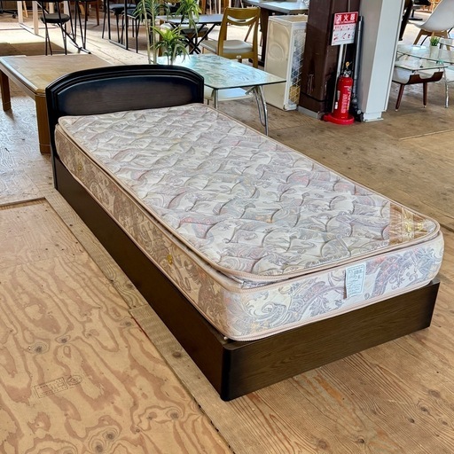 🌟A1054🌟シングルベッド、マットレス付き🌟 (Reciclaje) 野崎の