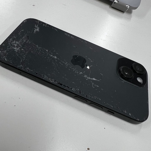 iPhone15 故障品 通電不可