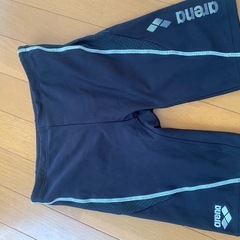 アリーナ水泳パンツ