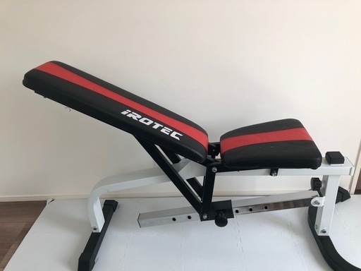 トレーニングマシーン