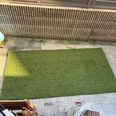 【受け渡し予定者決定済
】人工芝マット　1×2m