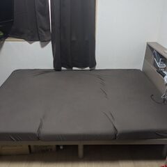 ダブルベッド（折りたたみマットレス含む）の画像