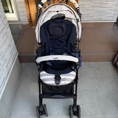 Combi  コンビ  4キャス compact エッグショックHH