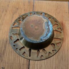 真鍮？ ビンテージ灰皿の画像