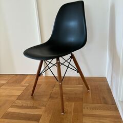北欧風チェア（ブラック）作業用・在宅ワーク向け 美品
