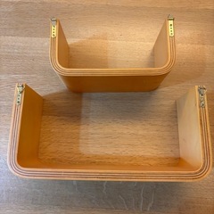 壁につけられる棚　木　木製　木目の画像