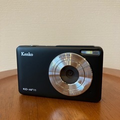 ケンコーデジタルカメラKC-AF11とエレコムのカードリーダー、...