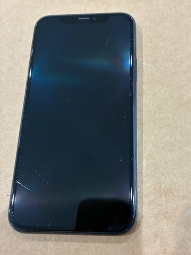 iPhone11プロ　64G