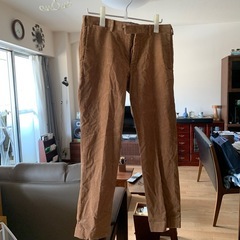 poloのパンツ