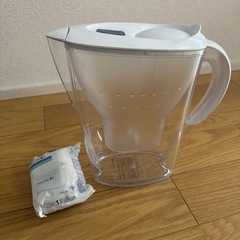 ブリタ浄水器(カートリッジ付き)
