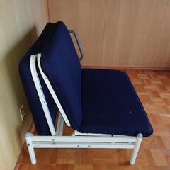 ベッドフレームの画像