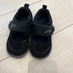 アシックス　サンダル　13.5cm