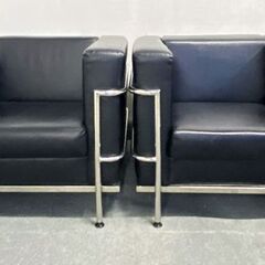 LC2 シングルソファ ル・コルビュジエ ブラック 幅約90 デザイナーズ 2脚セット リビング 応接 リプロダクト 中古家具 店頭引取歓迎 R9443の画像