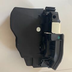 R60　ミニクロスオーバー　右リア　ドアロックアクチュエーターの画像