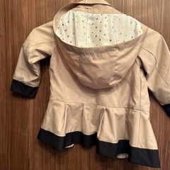 ケイトスペード　トレンチコート　100サイズ　の画像