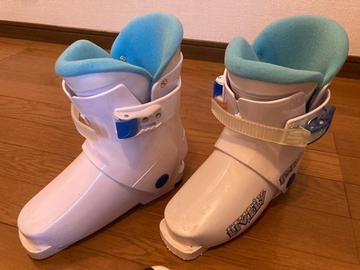 スキー板、スキーブーツ21センチ、ストックこども 子ども