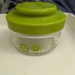 蓋つき固めﾌﾟﾗｽﾁｯｸ容器(5/26迄の引取希望