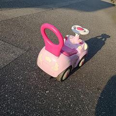 ディズニープリンセス足蹴り乗用玩具の画像