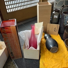 大小様々な花器　17点
