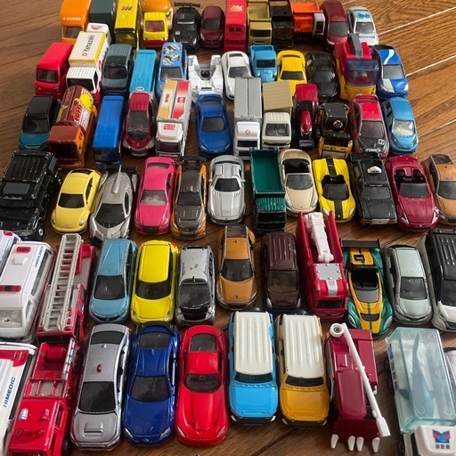 トミカ76台まとめ売り (maa) 西宮のミニカーの中古あげます