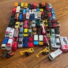 低価格で大人気の トミカ76台まとめ売り (maa) 西宮のミニカーの中古あげます ミニカー