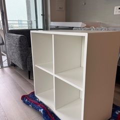 白カラーボックスの画像