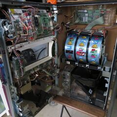 パチスロ実機 エウレカセブン アネモネパネル  コイン不用機 ドアキー・設定キー付 スロット機 クレカ決済可能│江別市のリサイクルショップドロップの画像