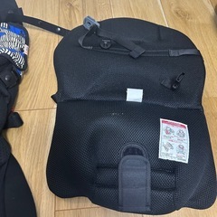 抱っこ紐Aprica(アップリカ) 抱っこ紐 コアラ メッシュプラス AB 0か月~36か月まで 新生児から使える 横抱っこ可能 4WAY (ブラックスピリット) 2085582 黒　（定価14,666円）　の画像
